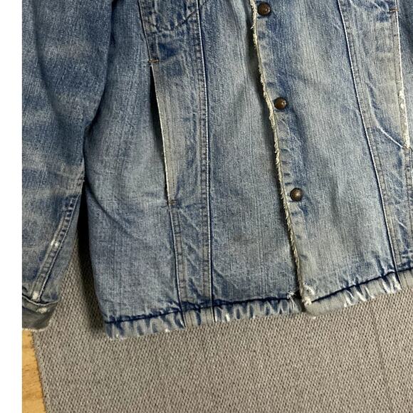 Levi's Vintage Sherpa Lined Denim Jacket Men 44 Blue Trucker Distressed Snap - Picture 5 of 13